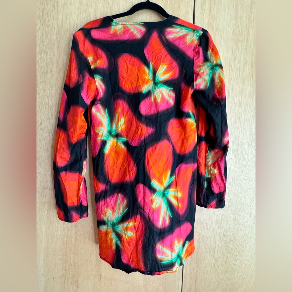 Louisa Ballou Long Sleeve V-Neck Dress in Red, Black & Green Floral Print - Picture 3 of 13